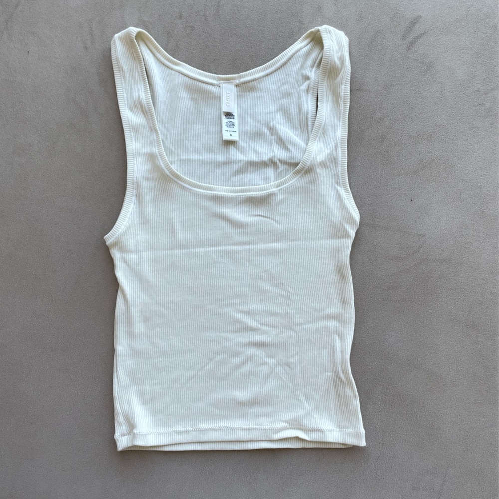SKIMS tank